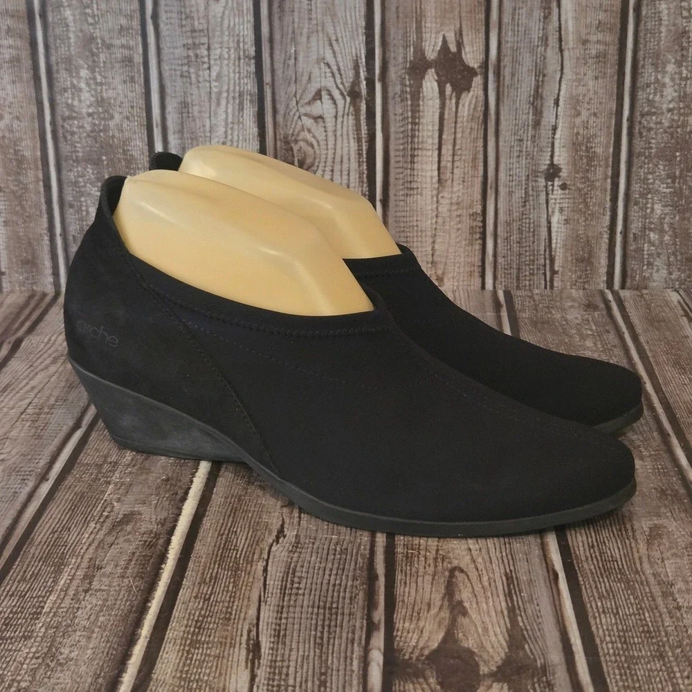 Sz 38 / 7 Arche Cyneth Black Nubuck /Stretch Low Wedge Slip-On Shoes VGUC